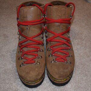 Kastinger Mountaineering style Boots -‎ NWOT